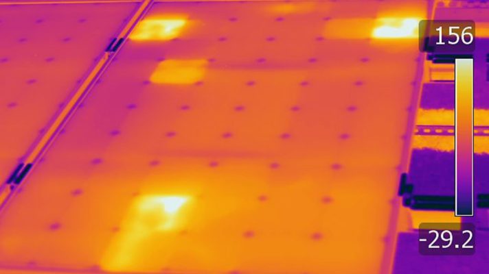 Panneaux photovoltaïques infrarouges